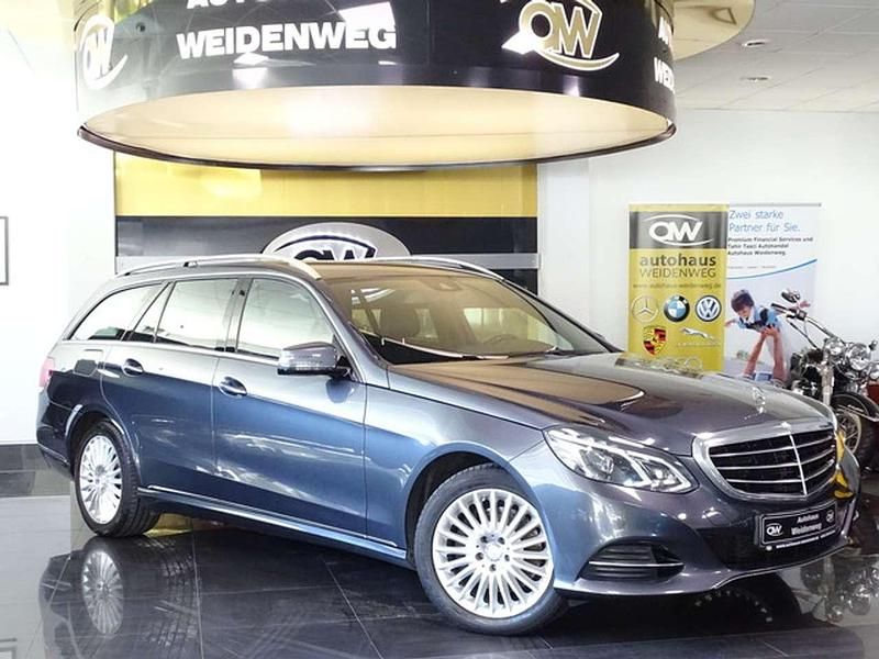 Gebraucht Mercedes E300 Elegance 231 PS (169 kW) 2015 Grau Kombi