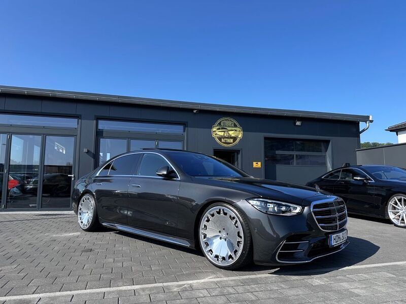 Grau Gebraucht 2021 Mercedes S400 Exclusive Limousine | 84.999 € (Fairer Preis) - Bild 1/4