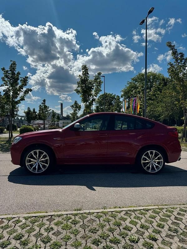 Gebraucht BMW X4 M Sport 360 PS (264 kW) 2016 Rot SUV