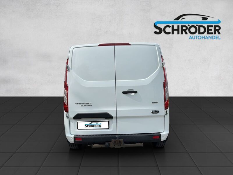 Gebraucht Ford Transit Custom Trend 131 PS (96 kW) 2018 Frostweiß Van / Kleinbus