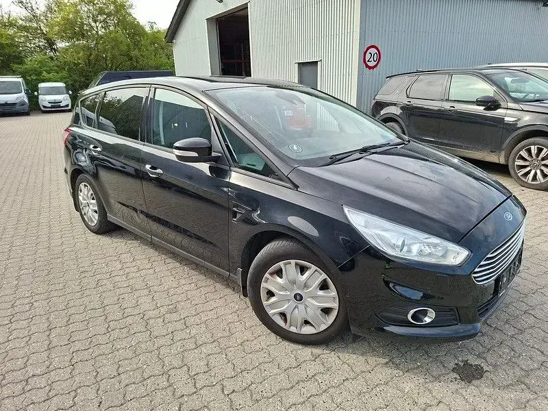 Gebraucht Ford S-MAX Trend 150 PS (110 kW) 2017 Schwarz Van / Kleinbus