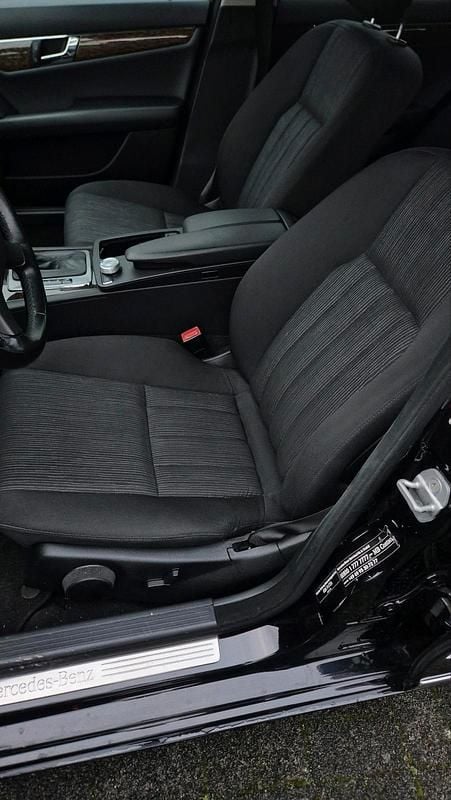 Gebraucht Mercedes C350 231 PS (169 kW) 2011 Schwarz Kombi