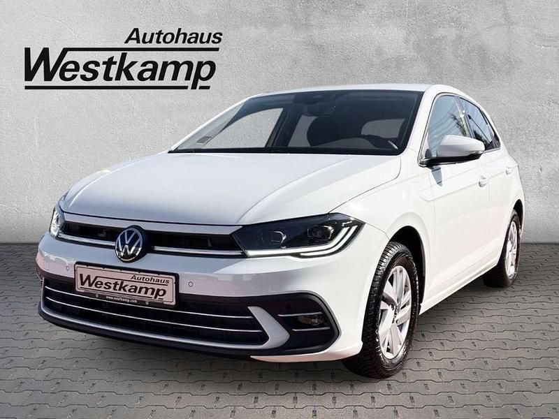 Weiß Gebraucht 2024 VW Polo Style Kleinwagen | 22.730 € (Fairer Preis) - Bild 1/4