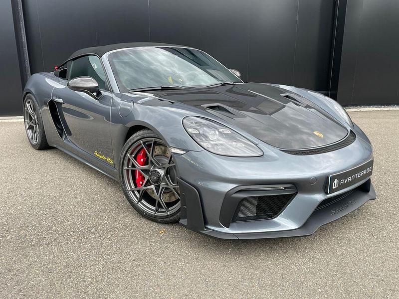 Grau Neu 2025 Porsche 718 Spyder Cabrio | 155.900 € - Bild 1/4