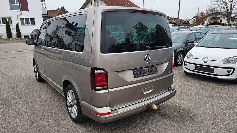 Usata VW T6 204 CV (150 kW) 2015 Oro Furgone