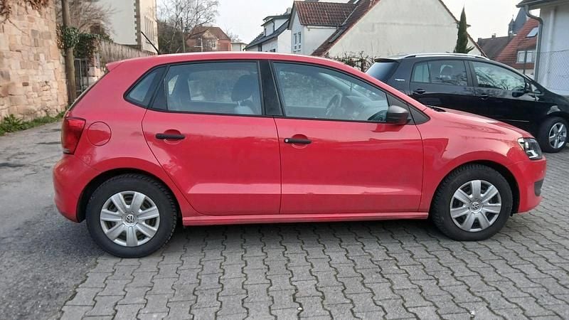 Gebraucht VW Polo 60 PS (44 kW) 2012 Rot Kleinwagen