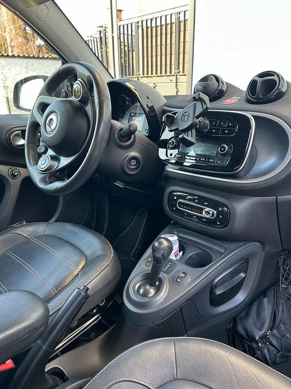 Gebraucht Smart ForTwo Cabrio 90 PS (66 kW) 2016 Blau Cabrio