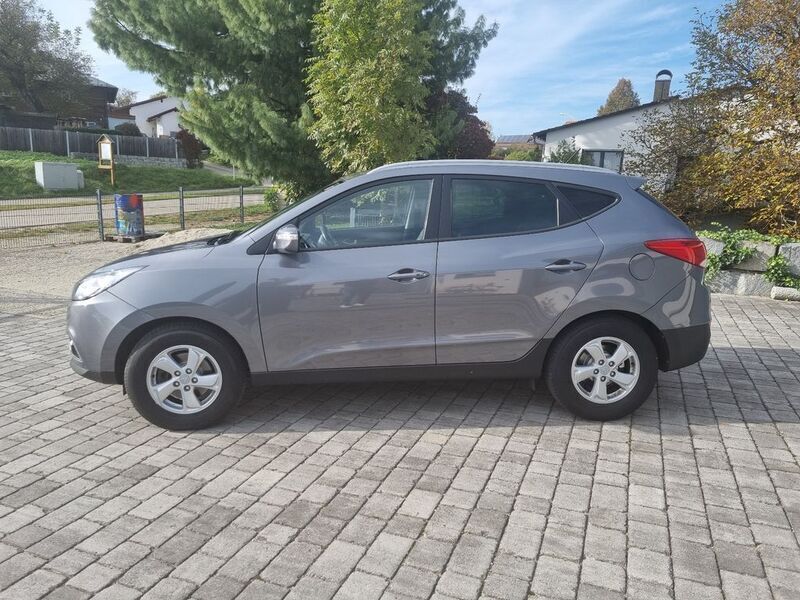 Gebraucht Hyundai ix35 Style 184 PS (135 kW) 2012 Grau SUV
