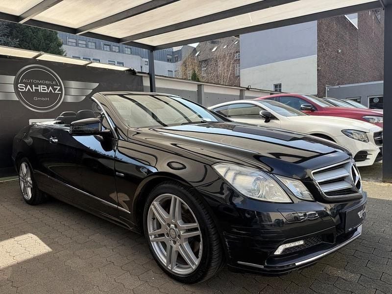 Usata Mercedes E350 231 CV (169 kW) 2010 Nero Cabrio