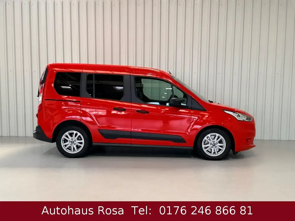 Gebraucht Ford Tourneo Connect Trend 101 PS (74 kW) 2019 Rot Van / Kleinbus