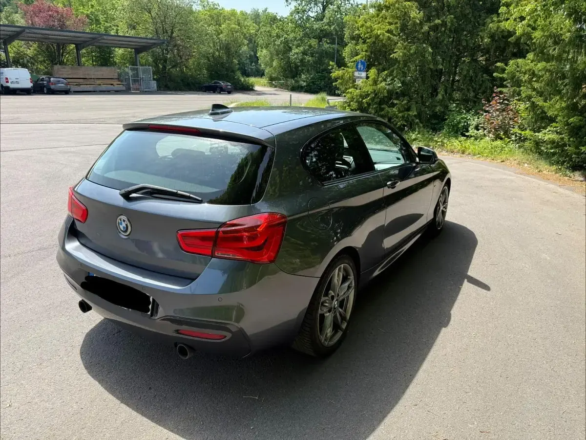 Gebraucht BMW M135 Performance 326 PS (239 kW) 2015 Grau Kleinwagen