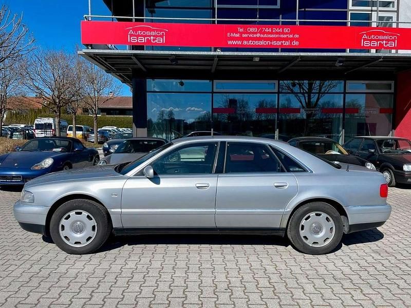 Keine angabe 0 Gebraucht 1999 Audi A8 Limousine | 6.990 € (Etwas zu teuer) - Bild 1/4