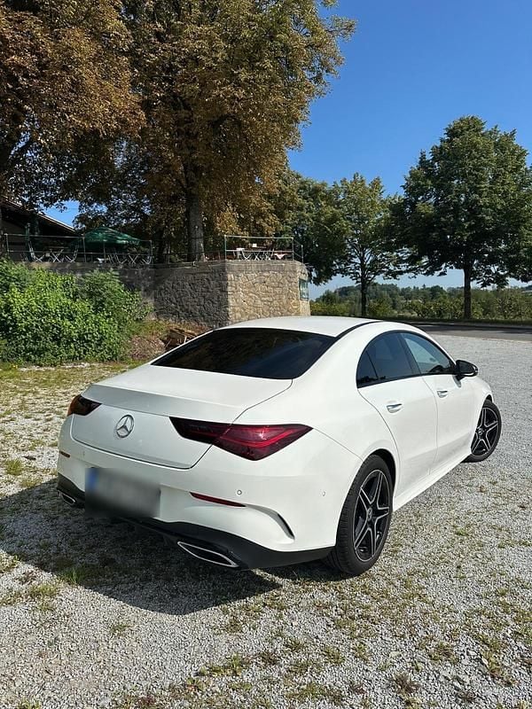 Gebraucht Mercedes CLA200 Advanced Plus 163 PS (119 kW) 2023 Weiß Coupé