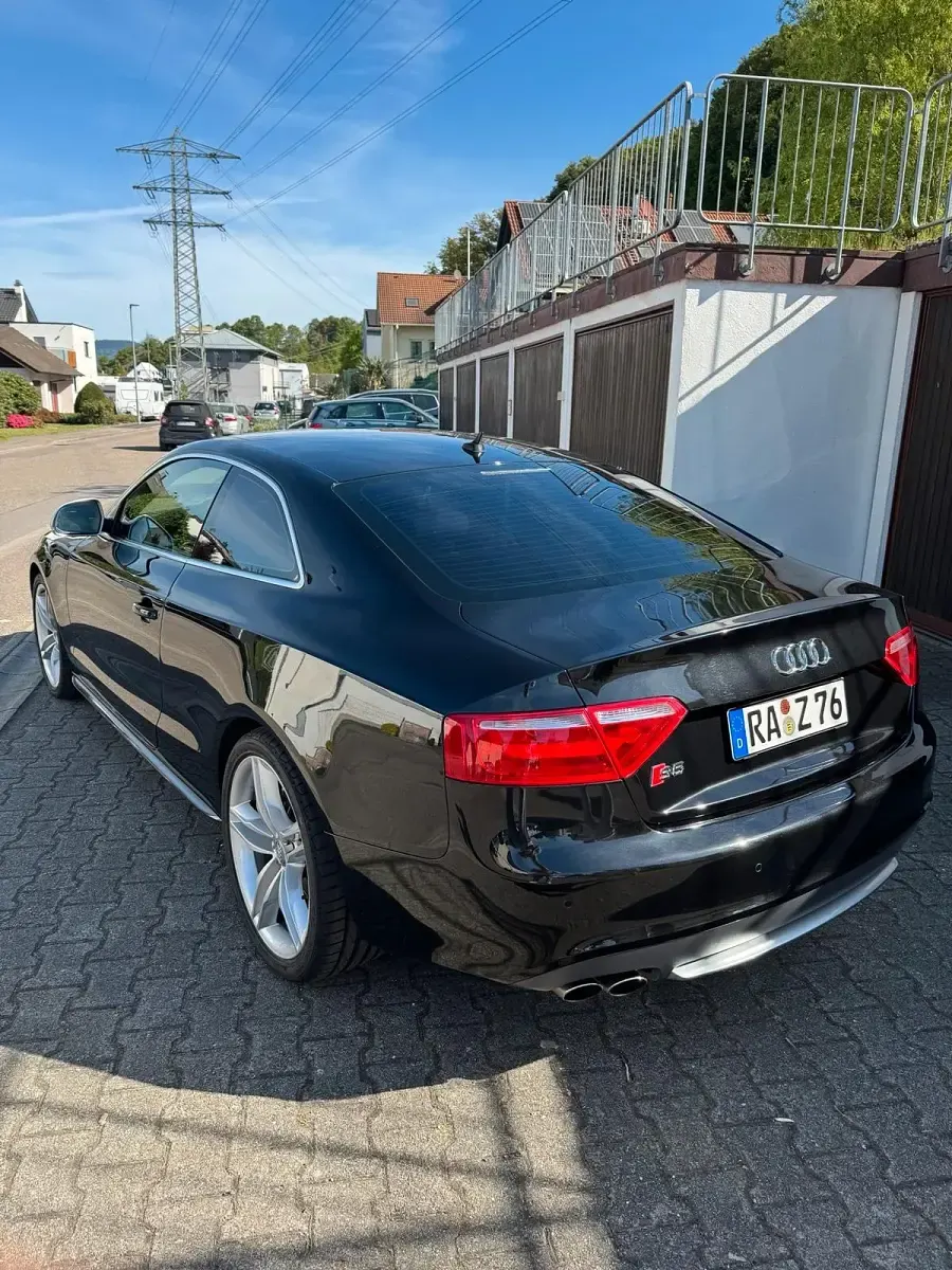 Używany Audi S5 354 KM (260 kW) 2008 Czarny Coupe