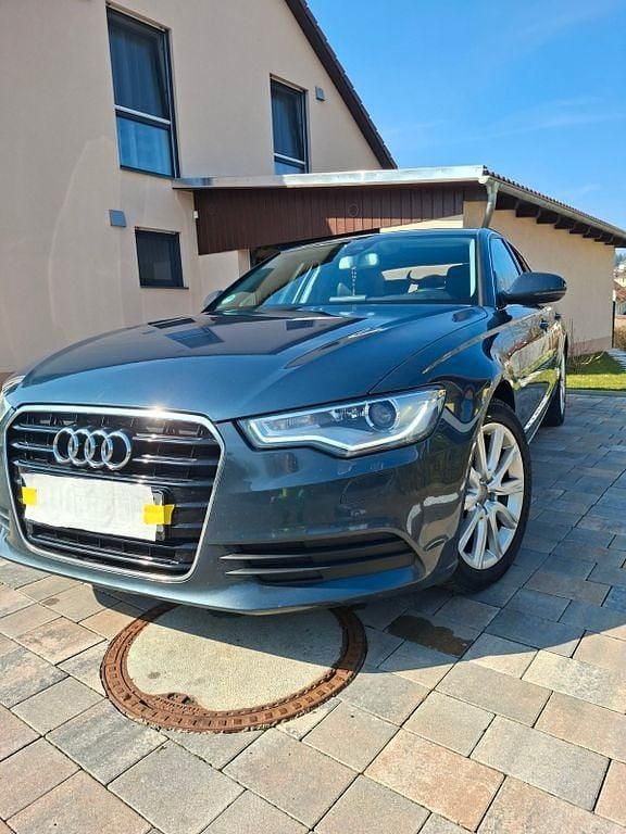 Gebraucht Audi A6 Ambiente 204 PS (150 kW) 2011 Blau Limousine