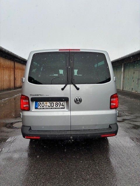 Gebraucht VW Transporter 150 PS (110 kW) 2020 Silber Van