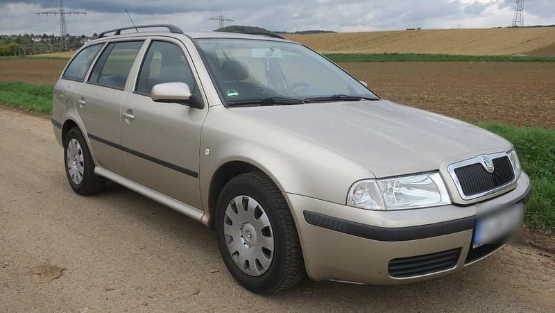 Gebraucht 2004 Skoda Octavia Kombi | 1.500 € (Fairer Preis) - Bild 1/4