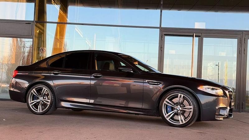 Gebraucht BMW M5 Performance 560 PS (411 kW) 2012 Grau Limousine