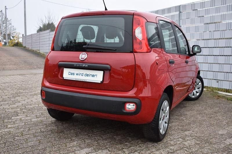 Gebraucht Fiat Panda Pop 69 PS (50 kW) 2015 Rot Kleinwagen