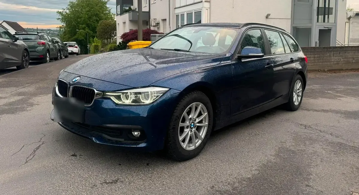 Gebraucht BMW 320 190 PS (139 kW) 2016 Blau Kombi
