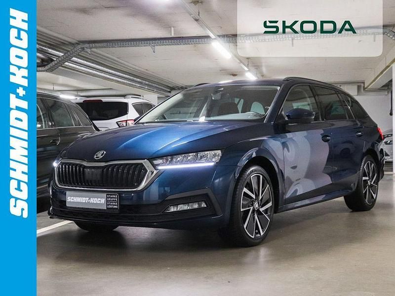 Blau Gebraucht 2023 Skoda Octavia Clever Kombi | 23.480 € (Guter Preis) - Bild 1/4