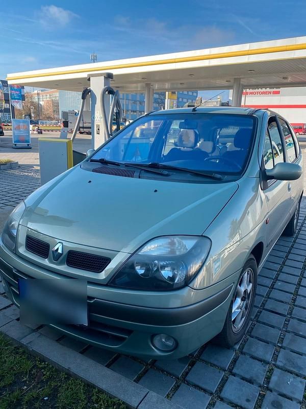 Grün Gebraucht 2003 Renault Scénic Van / Kleinbus | 999 € - Bild 1/4