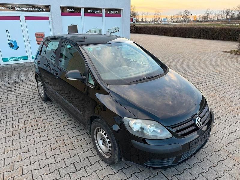 Gebraucht VW Golf Plus Cross Trendline 105 PS (77 kW) 2009 Schwarz Van / Kleinbus