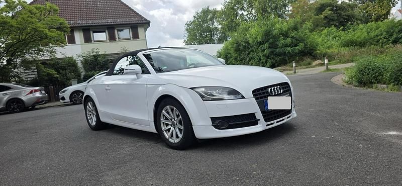 Weiß Gebraucht 2008 Audi TT Roadster Cabrio | 11.700 € (Teuer) - Bild 1/4