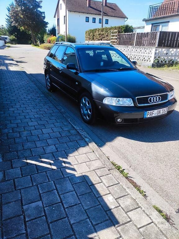 Schwarz Gebraucht 2001 Audi A4 S-Line Kombi | 2.800 € (Fairer Preis) - Bild 1/4