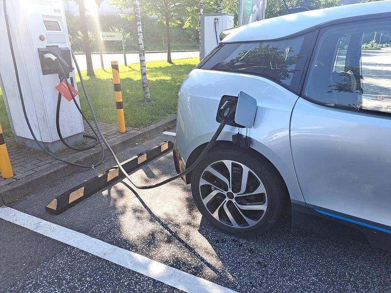 Gebraucht BMW i3 125 kW (170 PS) 2014 Silber Kleinwagen