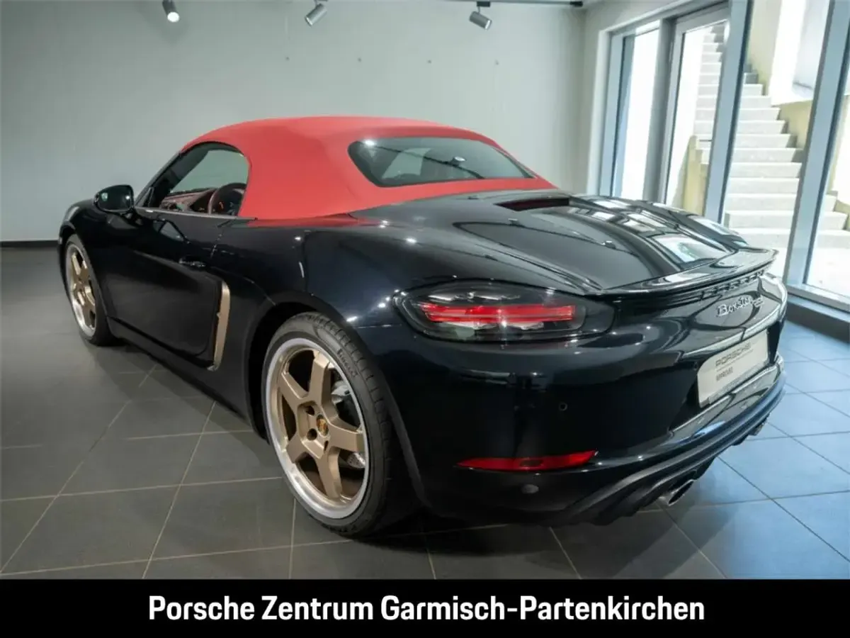 Gebraucht Porsche Boxster 400 PS (294 kW) 2022 Tiefschwarz Cabrio