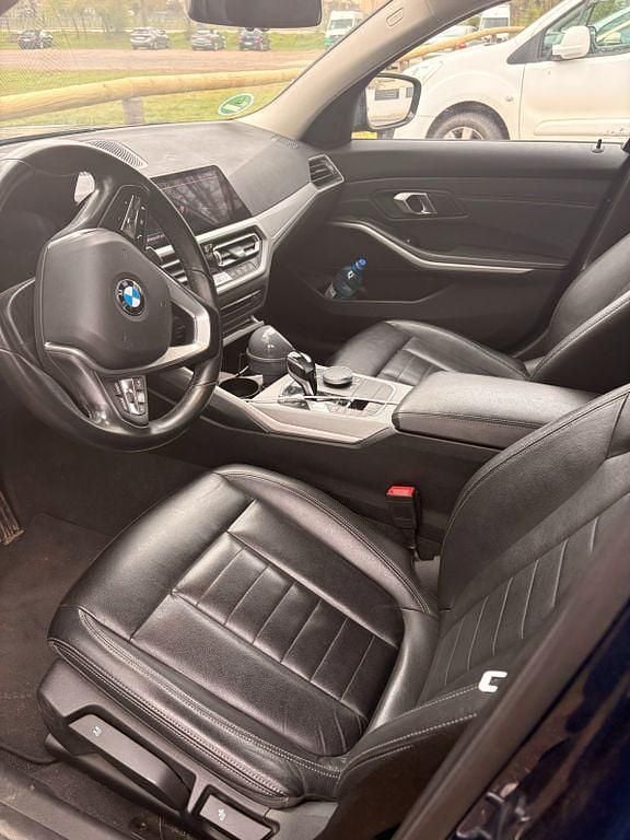 Gebraucht BMW 330e Performance 292 PS (214 kW) 2019 Limousine