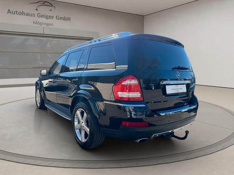 Gebraucht Mercedes GL500 387 PS (284 kW) 2008 Schwarz SUV
