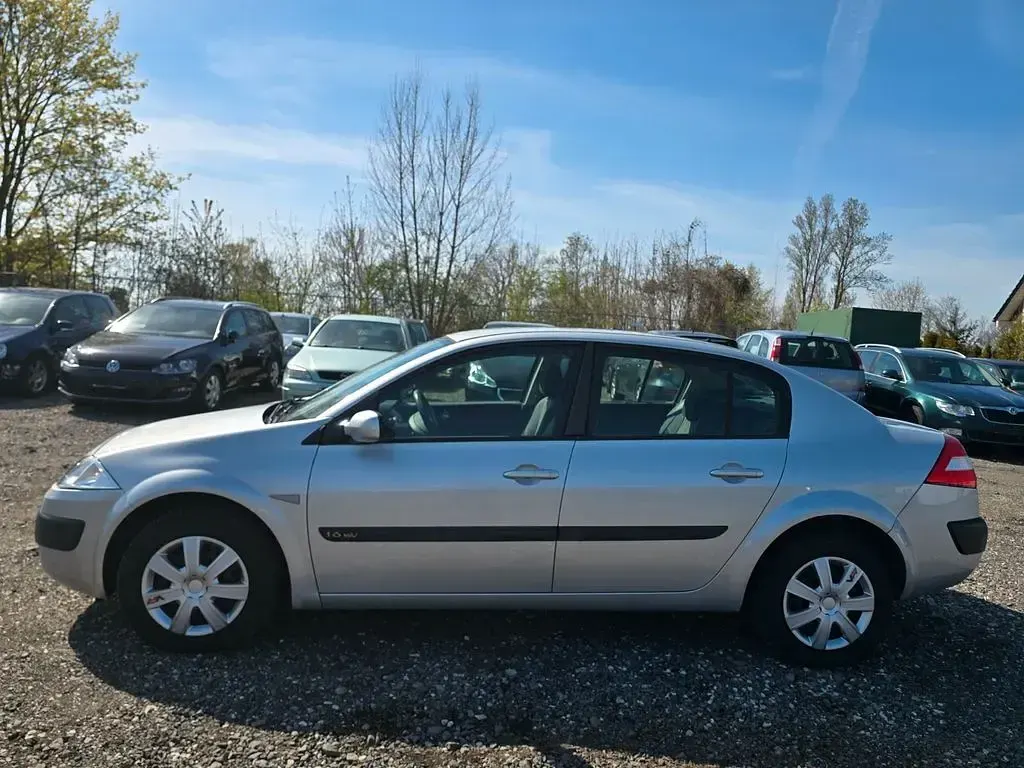 Gebraucht Renault Mégane 113 PS (83 kW) 2005 Grau Limousine