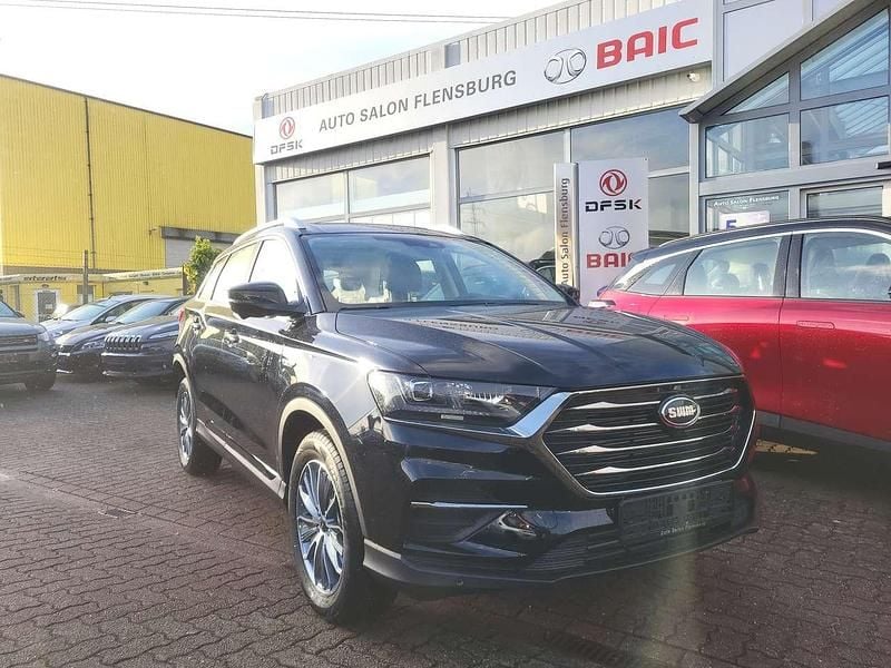 Neu SWM G01 133 PS (97 kW) 2025 Schwarz SUV