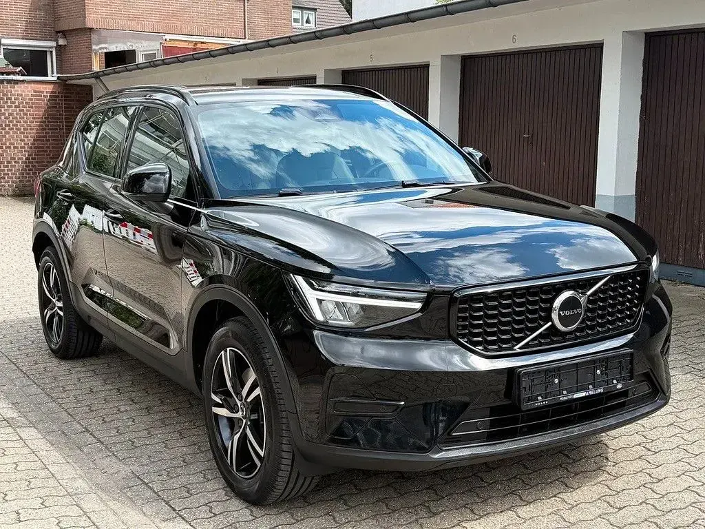 Gebraucht Volvo XC40 Plus 197 PS (144 kW) 2023 Schwarz SUV