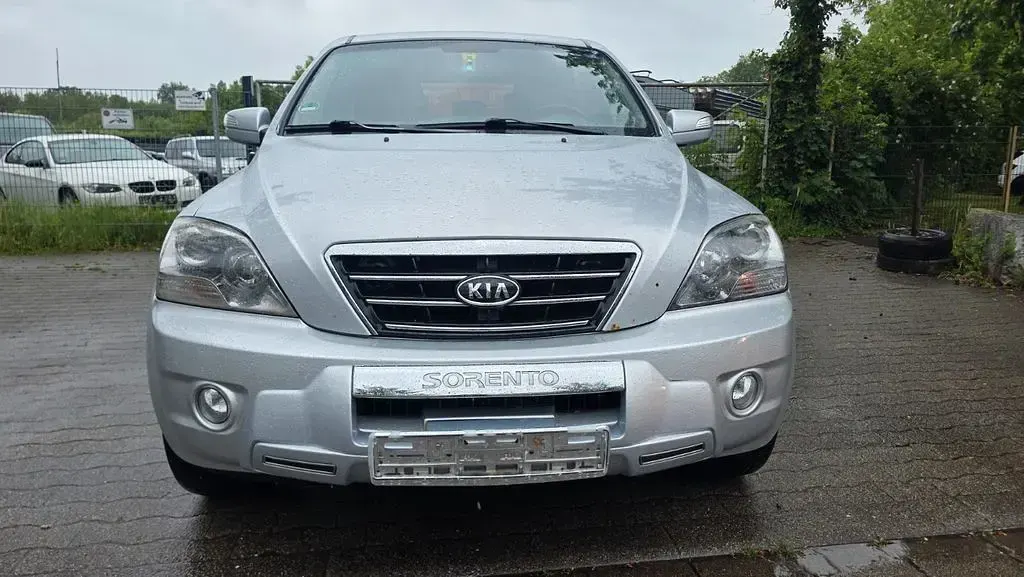 Gebraucht Kia Sorento LX 174 PS (127 kW) 2008 Silber SUV