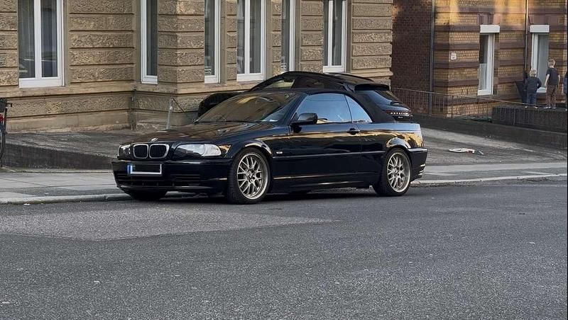 Gebraucht BMW 318 Cabriolet 143 PS (105 kW) 2001 Schwarz Cabrio