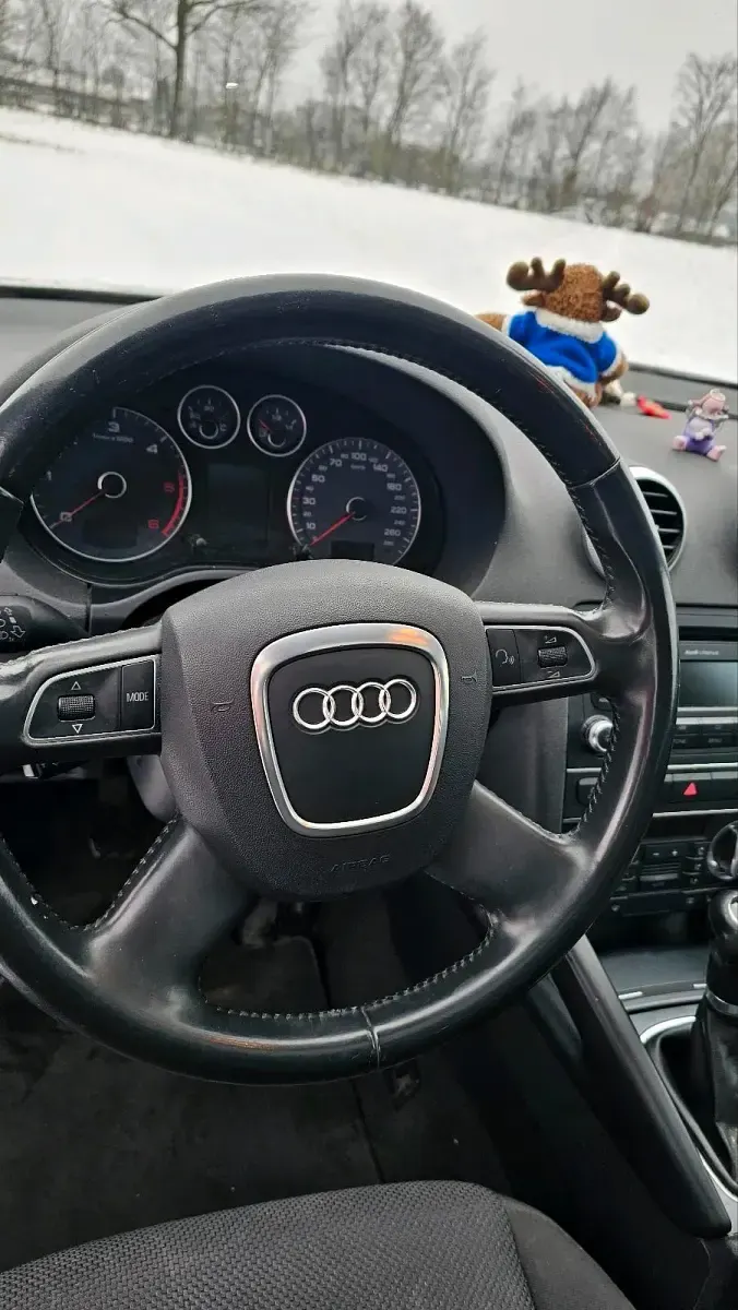Gebraucht Audi A3 Comfort 140 PS (102 kW) 2011 Grau Kleinwagen