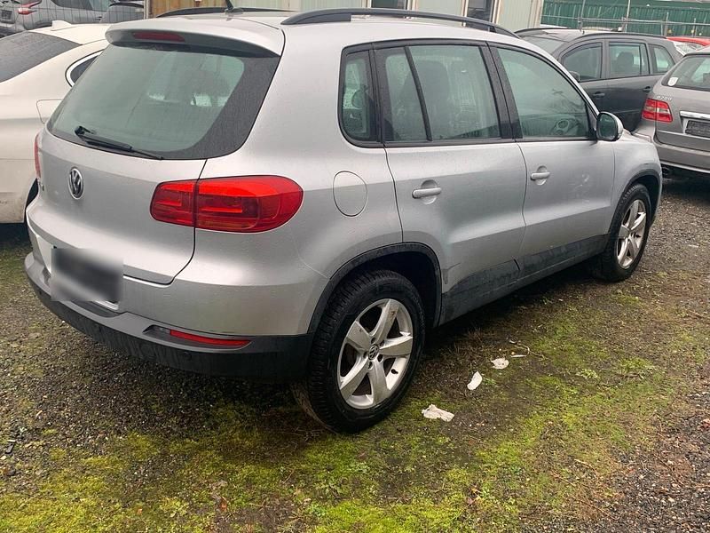 Gebraucht VW Tiguan 110 PS (80 kW) 2014 Silber SUV