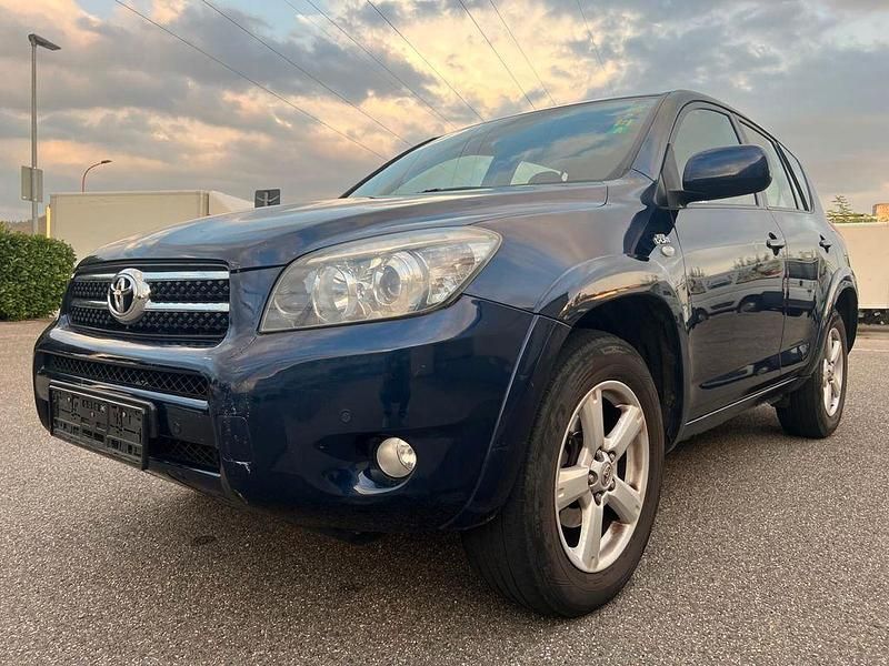Blau Gebraucht 2006 Toyota RAV4 SUV | 3.300 € (Fairer Preis) - Bild 1/4
