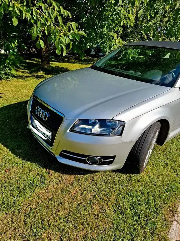 Gebraucht Audi A3 Cabriolet Ambition 105 PS (77 kW) 2011 Grau Cabrio