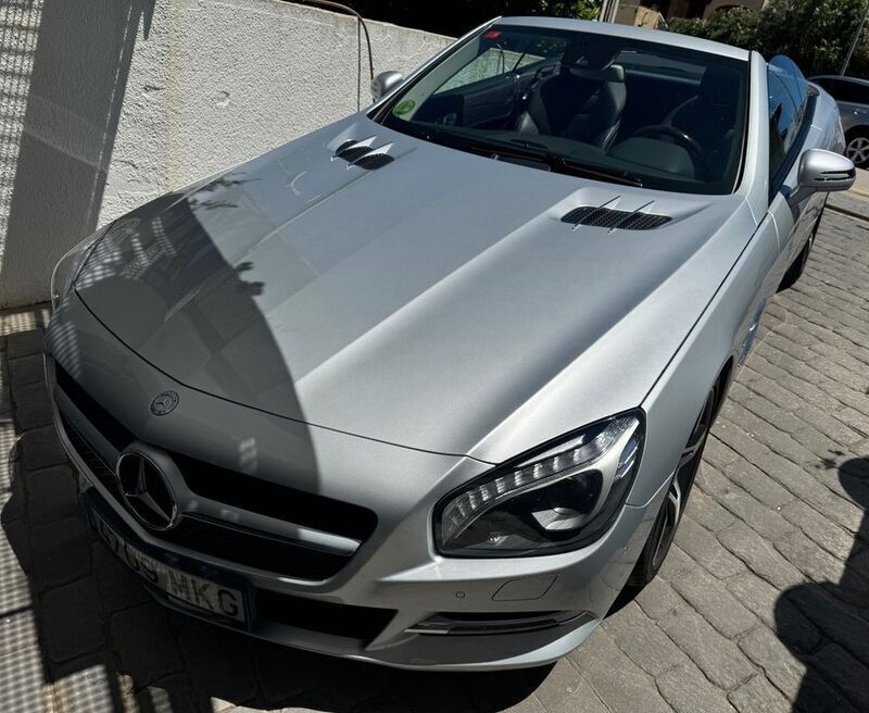 Silber Gebraucht 2012 Mercedes SL500 Cabrio | 48.999 € (Etwas zu teuer) - Bild 1/4