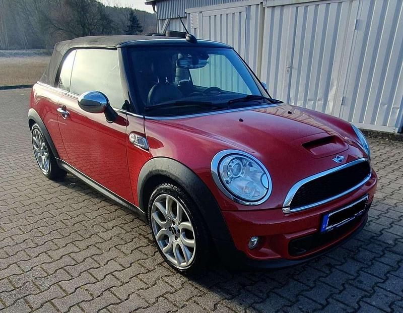 Gebraucht Mini Cooper S Cabriolet 184 PS (135 kW) 2015 Rot Cabrio