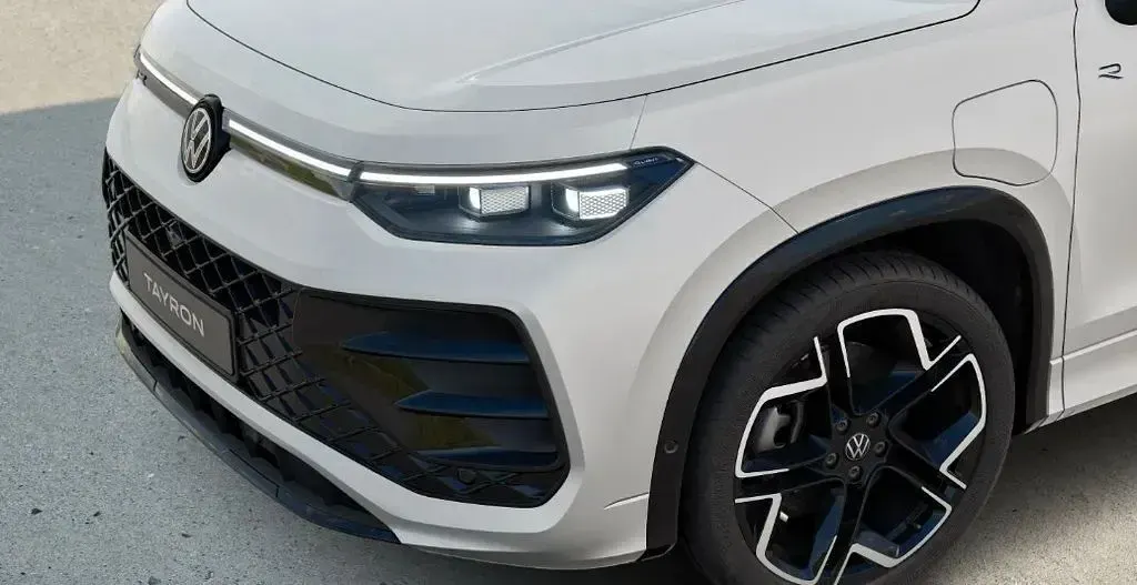 Neu VW Tayron R-line 177 PS (130 kW) 2026 Weiß SUV