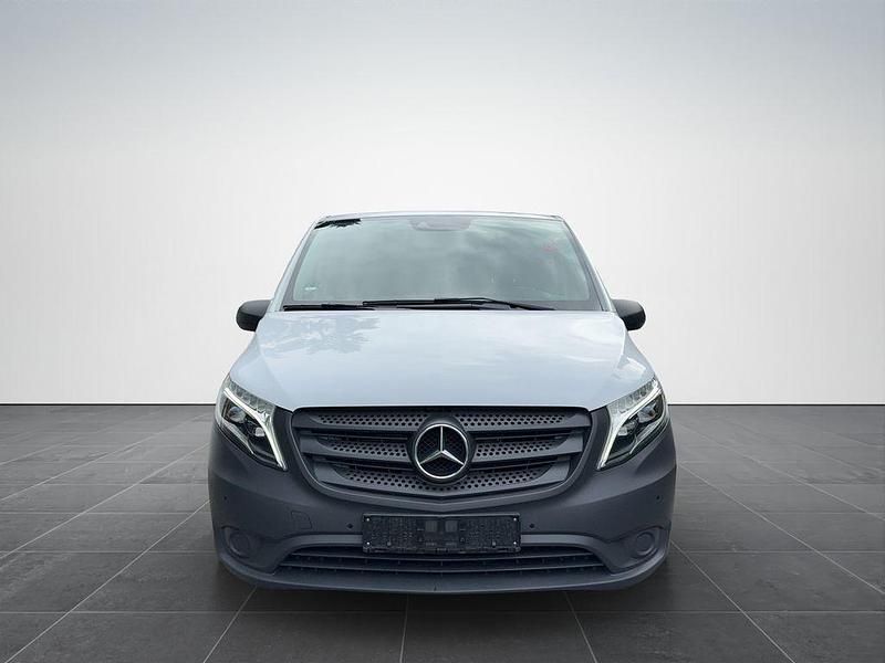 Gebraucht Mercedes Vito 163 PS (119 kW) 2019 Weiß Van