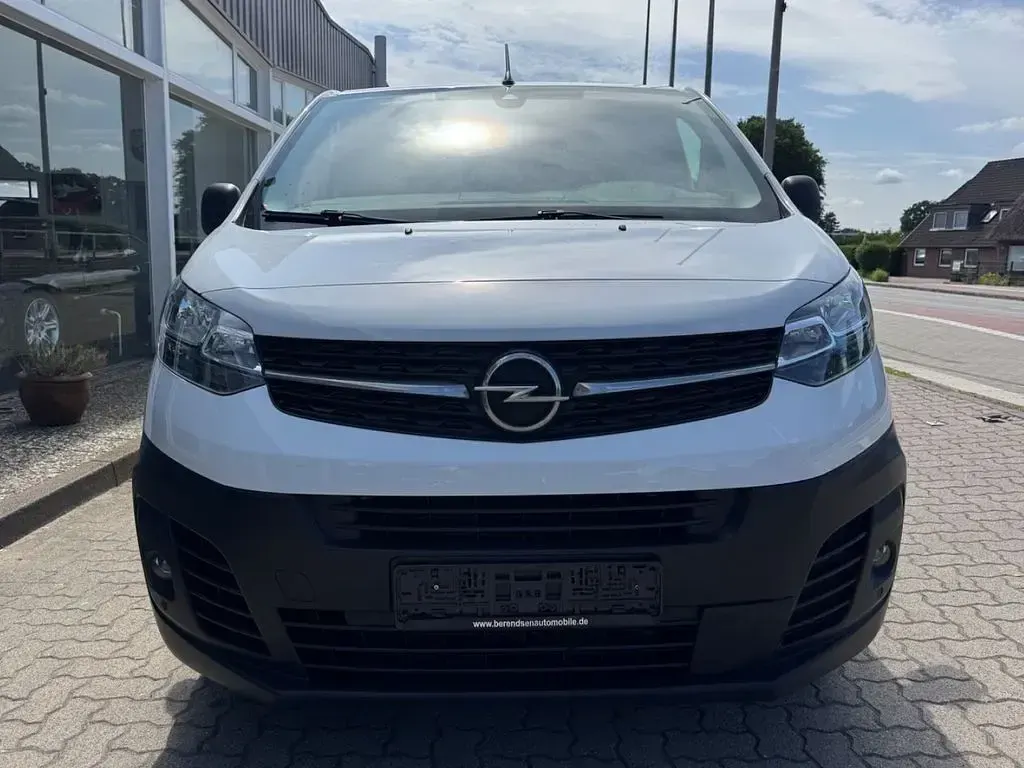Gebraucht Opel Vivaro-e Combi Edition 144 PS (105 kW) 2023 Weiß Van / Kleinbus