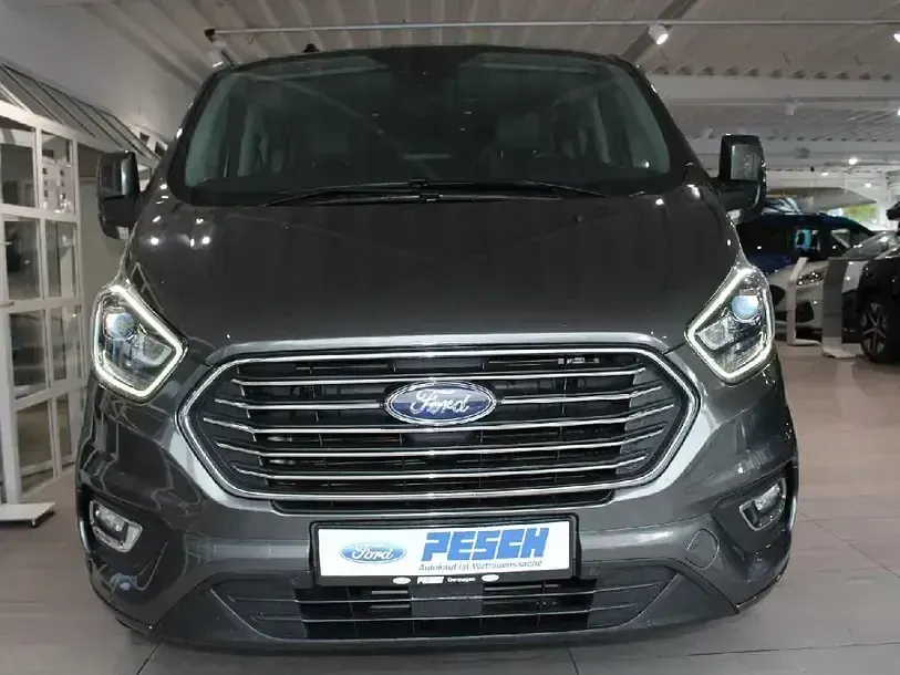 Gebraucht Ford Tourneo Custom Titanium X 185 PS (136 kW) 2021 Grau Van