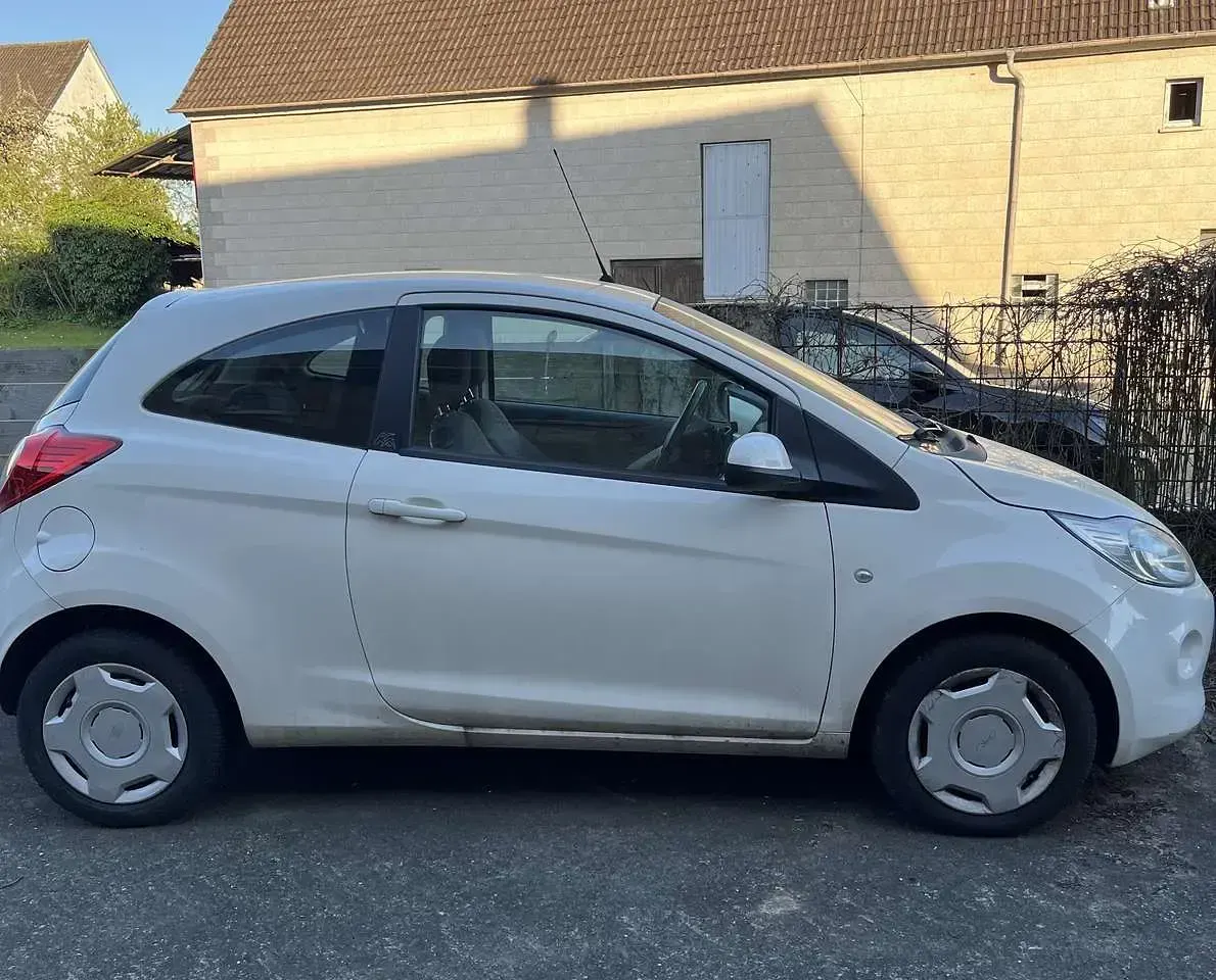 Gebraucht Ford Ka Titanium 69 PS (50 kW) 2009 Kleinwagen