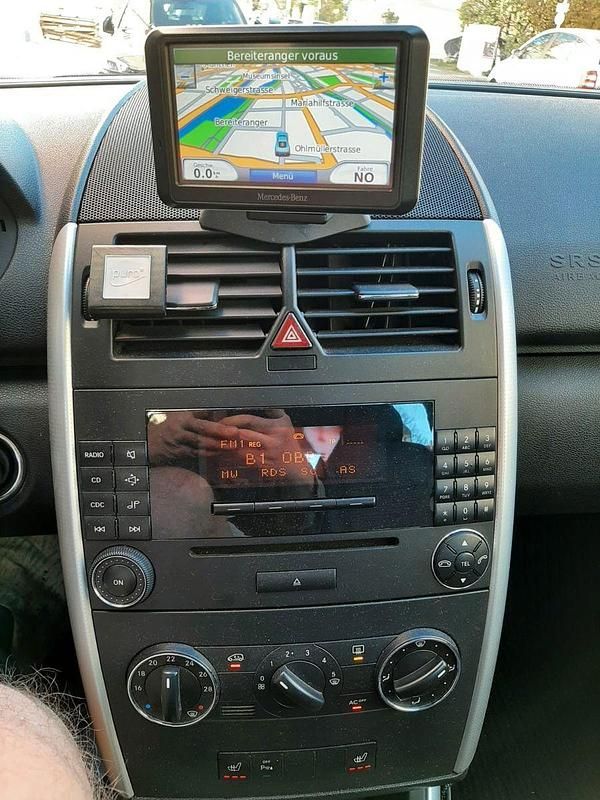 Gebraucht 2005 Mercedes A150 Avantgarde Van / Kleinbus | 3.333 € (Fairer Preis) - Bild 1/4